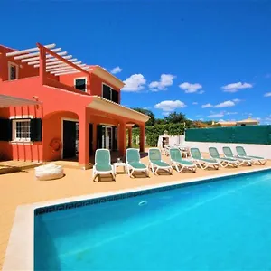 villa-mikael-free-wi-fi-aircon-private-pool.hotelaalgarve.com/